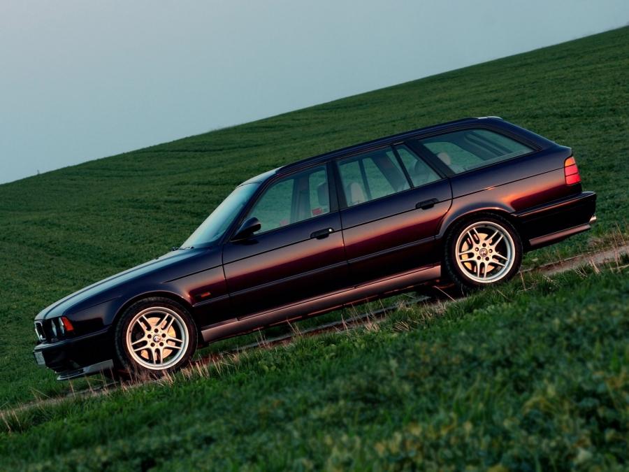  BMW M5 Touring 1994 года  (фото 2 из 2)